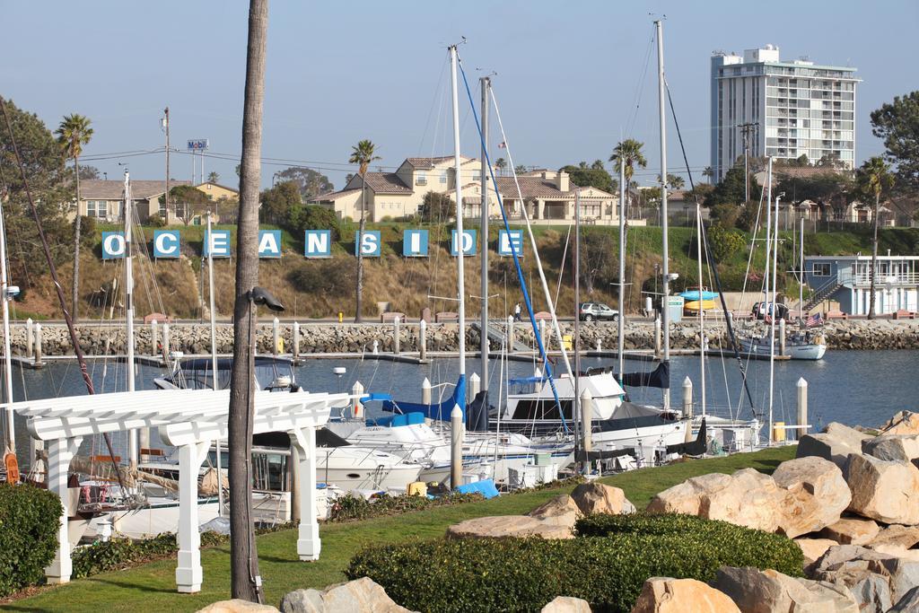 Oceanside Marina Suites - A Waterfront Hotel Exteriér fotografie